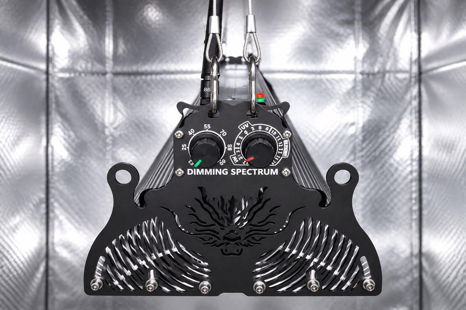 Lampa PaRo Slim / Greenhouse w przestrzeni uprawowej